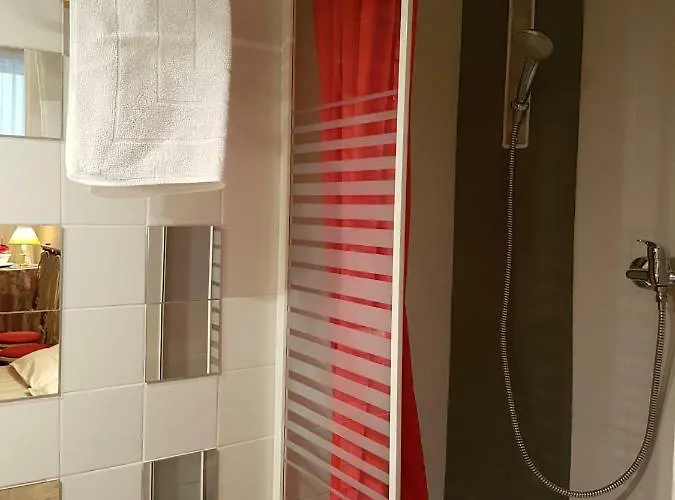 Du Centre ホテル *